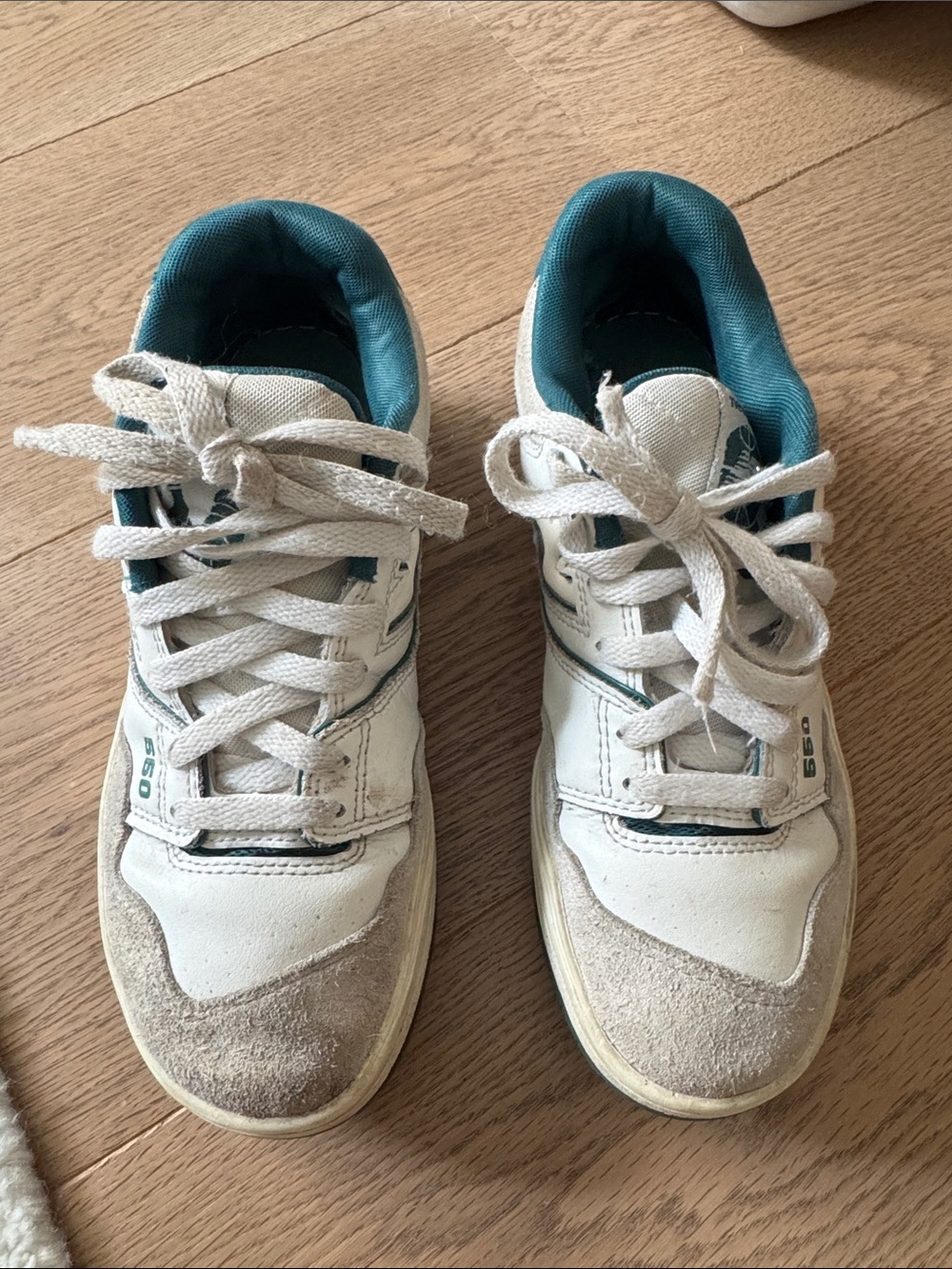 New Balance 550 Big Kids White and Teal Sneakers